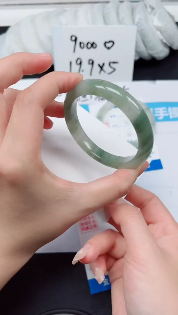 【闪购商品】石英质玉手镯未镶嵌G50-54.2