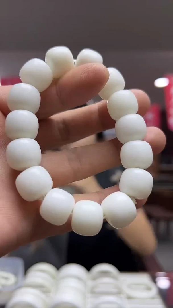 未镶嵌手串和田玉白老型-多样性发货其中发一