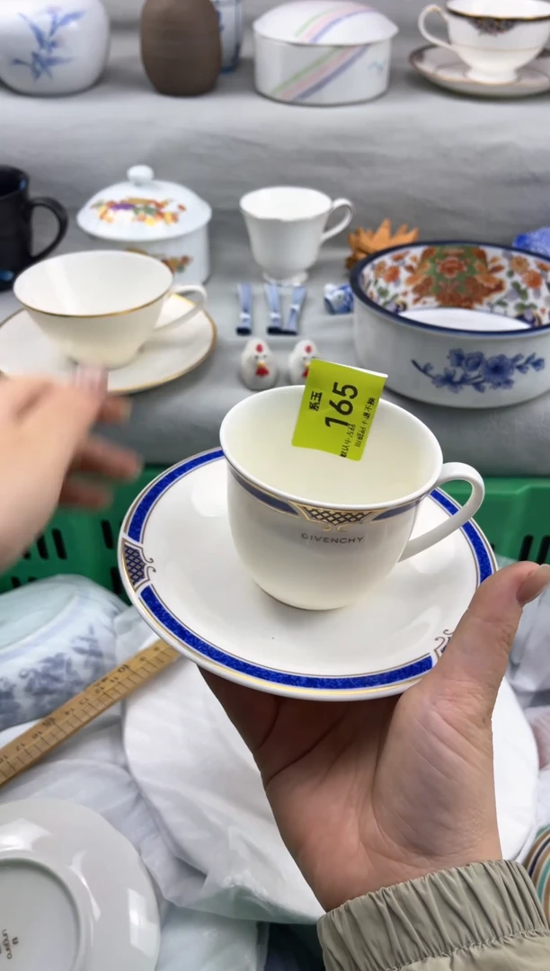 系玉瓷货店 闪购类型 定向 用户