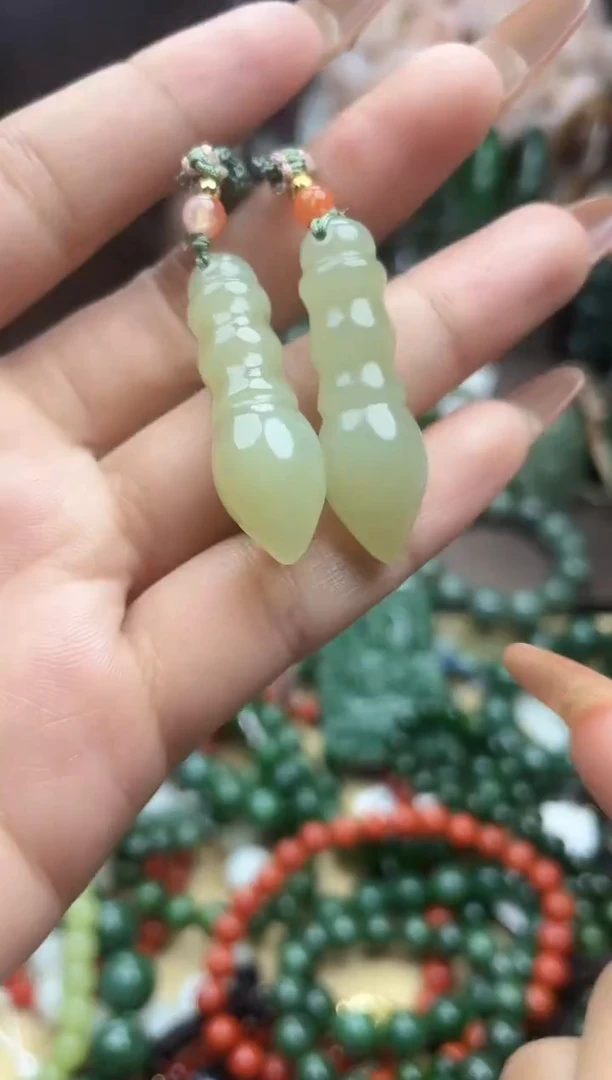 颈饰未镶嵌和田玉未镶嵌和田玉吊坠多样性拍一发一