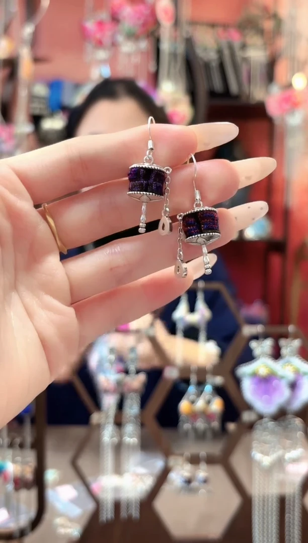 织绣云织谣民族风精美饰品235