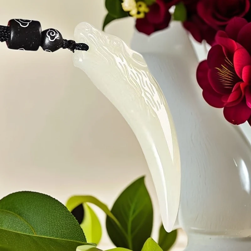 天然玉石/狼牙型吊坠/补贴价/多样性发货其一/随机赠绳