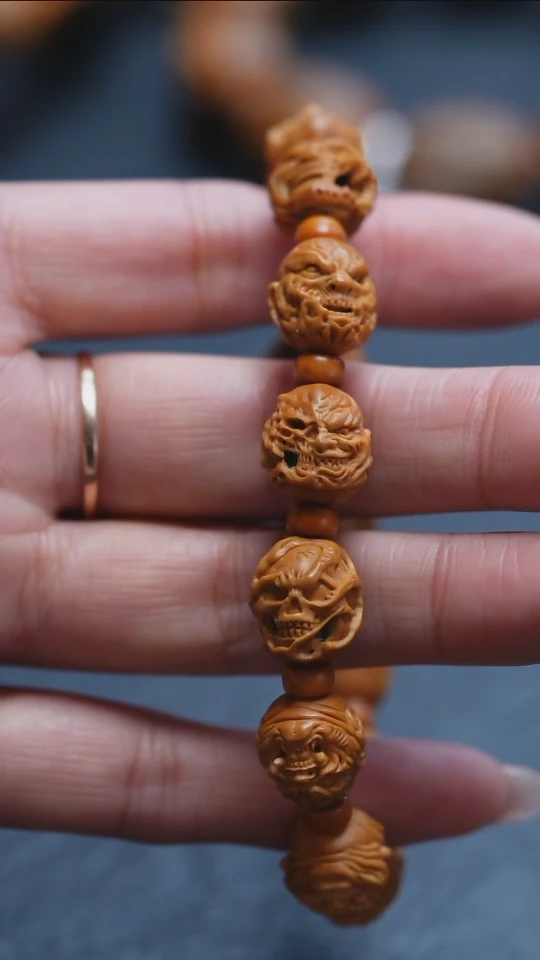 【闪购商品】橄榄核吊坠苏工橄榄核