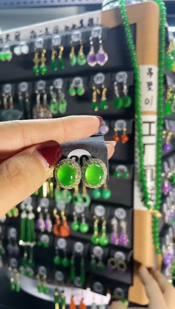 【闪购商品】翡翠耳饰银S925镶嵌80..