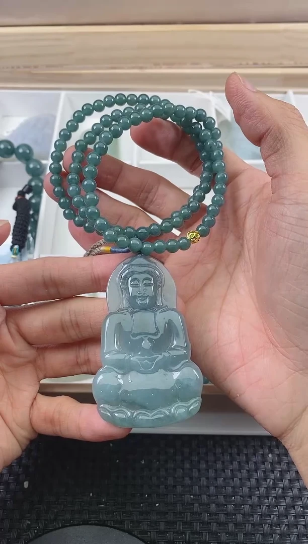 翡翠未镶嵌颈饰