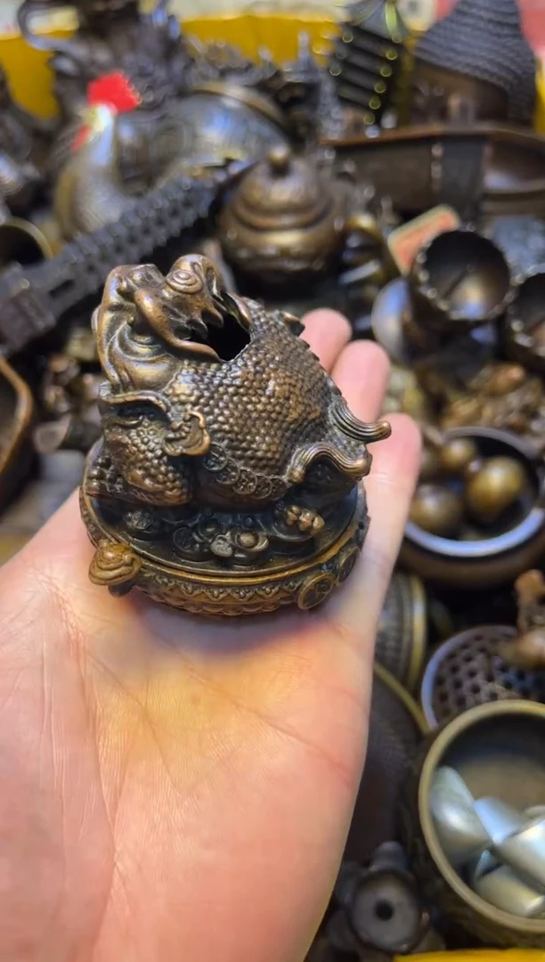 精美铜器，点击下单