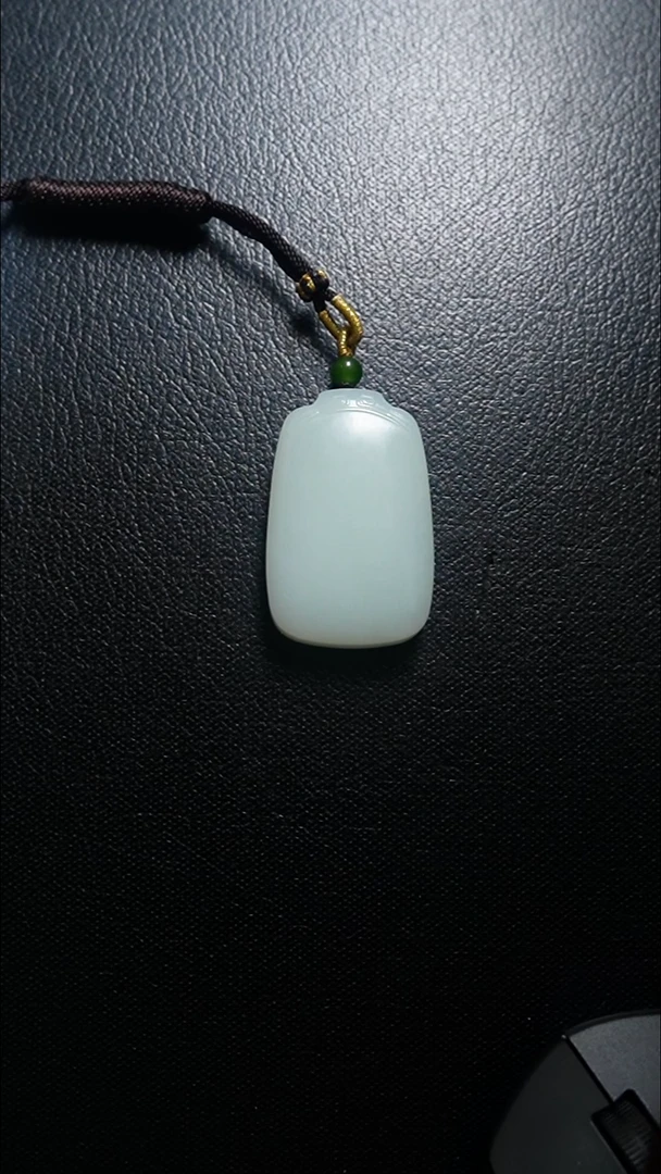 颈饰未镶嵌和田玉无事牌