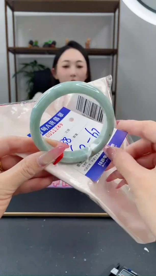 未镶嵌手镯翡翠88.00