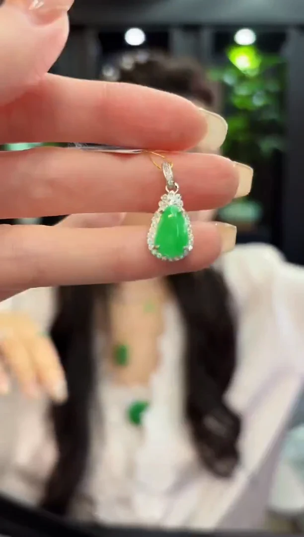 吊坠(不含链)未镶嵌翡翠 缅料A货/支持复检/一件