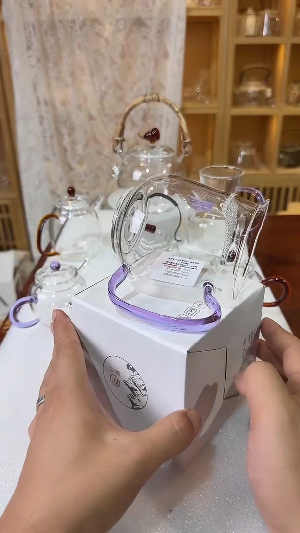 紫色丰然月牙。。。。。。。