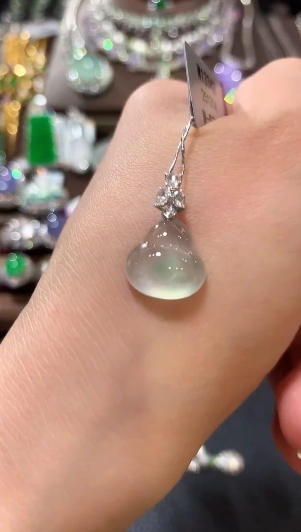 吊坠(不含链)18K金镶嵌翡翠m51