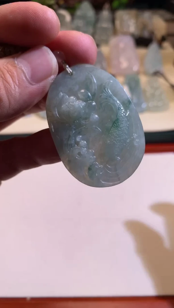 翡翠未镶嵌颈饰6/16/037