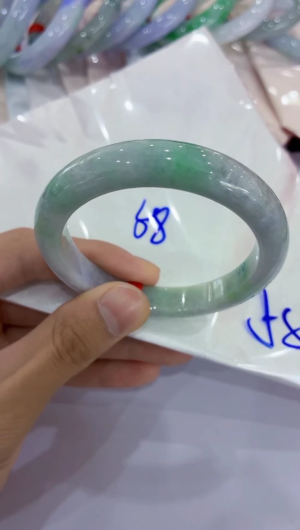 未镶嵌手镯翡翠翡翠手镯