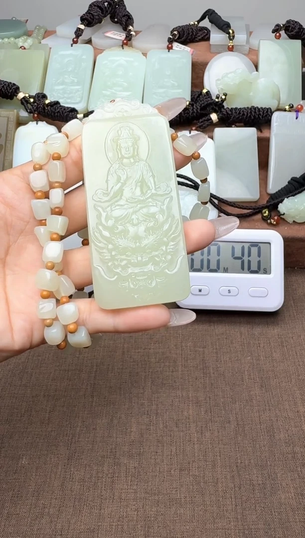 颈饰未镶嵌和田玉1