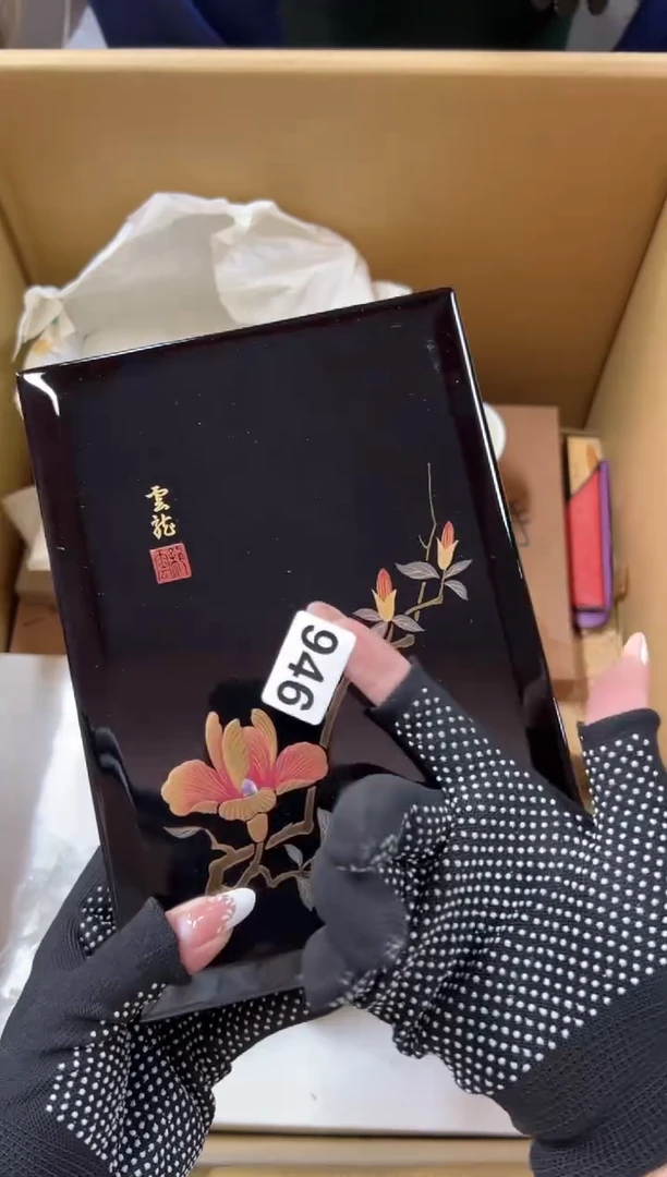 瓷片红****鱼946中古商品谨慎参拍