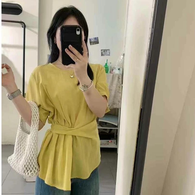 春装韩版小众上衣气质显瘦衬衣