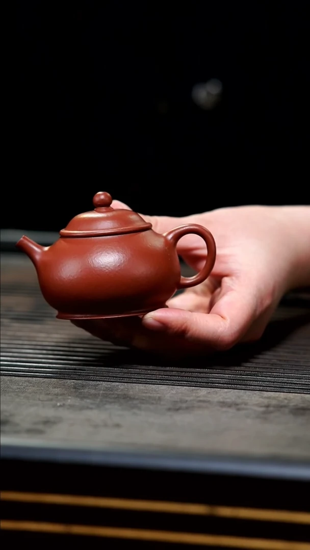 【闪购商品】紫砂茶壶微瑕朱泥大红袍小潘壶80cc