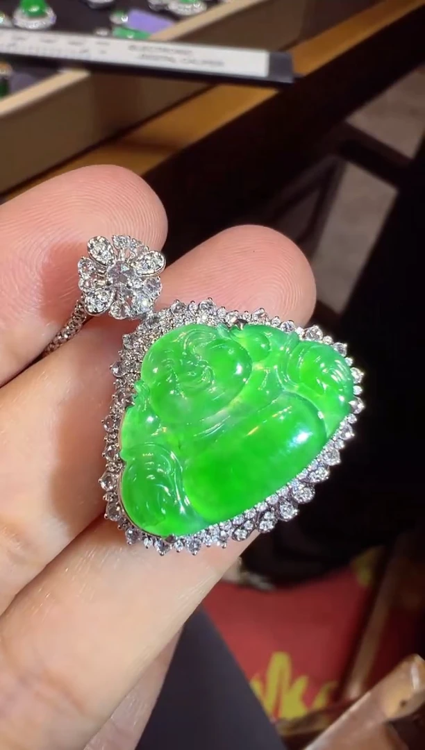 翡翠18K金镶嵌吊坠(不含链)佛公