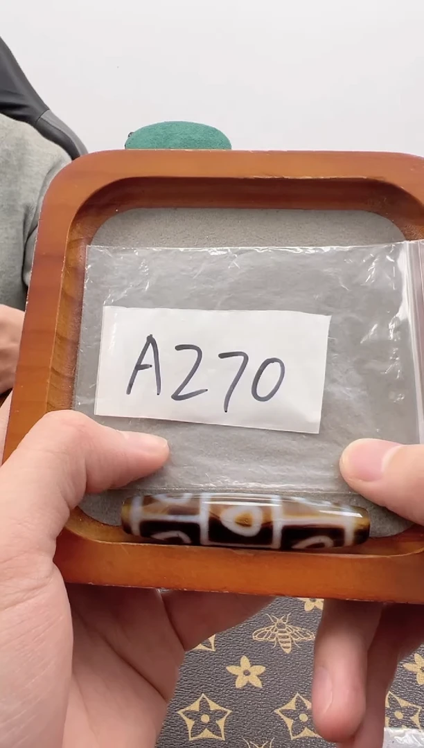 【闪购商品】玛瑙/玉髓吊坠(赠链)未镶嵌微瑕台工福利款