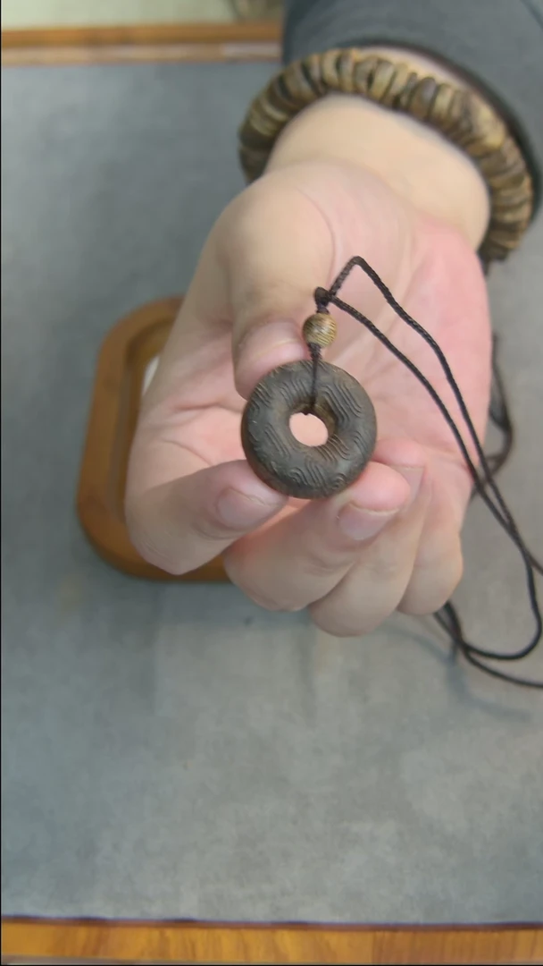 【闪购商品】沉香吊坠文莱平安扣