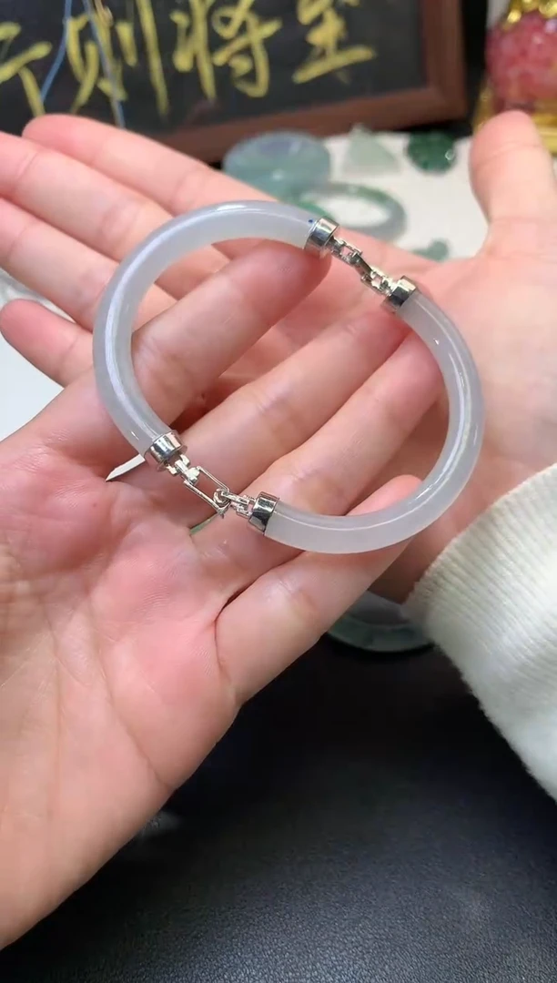 颈饰未镶嵌翡翠成品