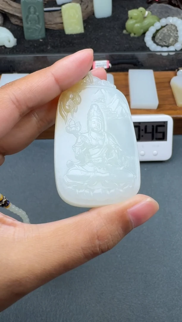 颈饰未镶嵌和田玉1