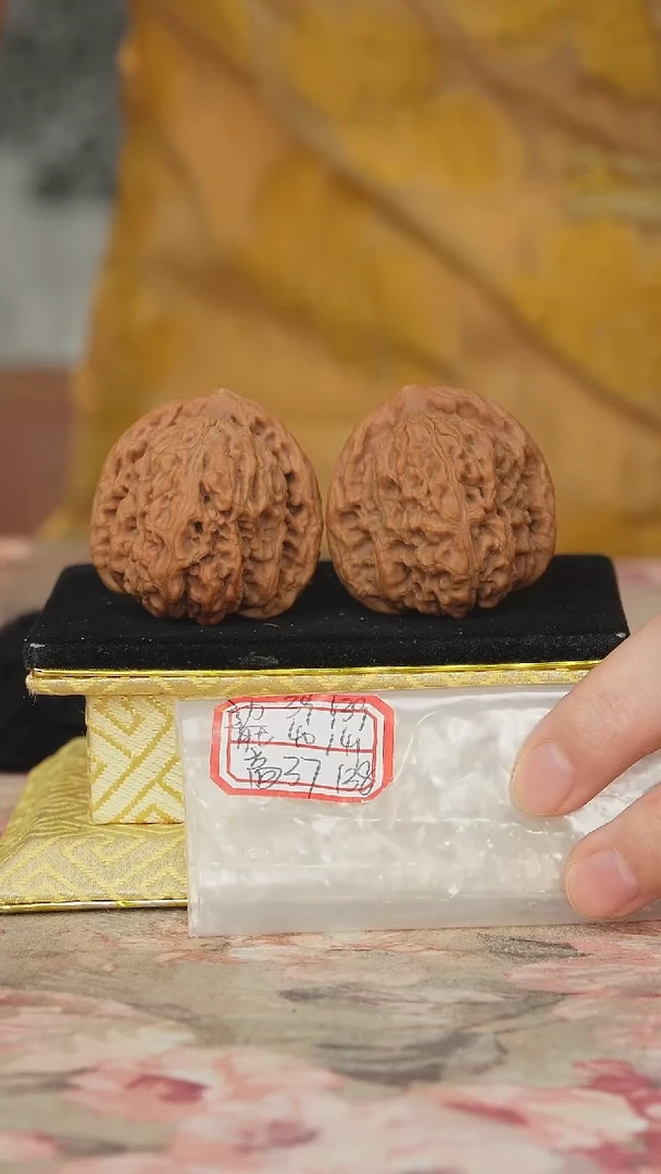 文玩核桃把件赵喜满南将石
