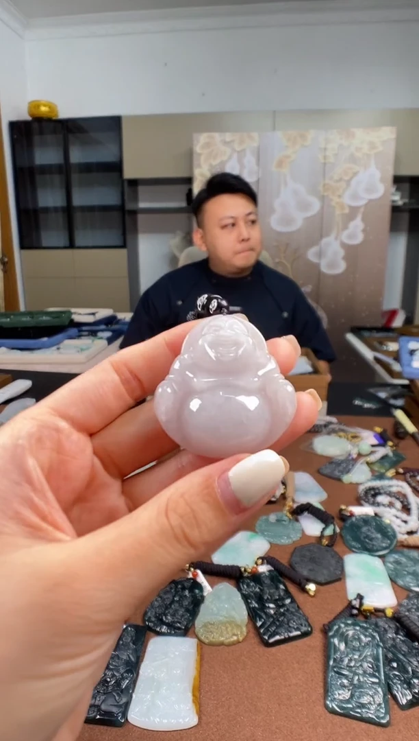 颈饰未镶嵌翡翠 多样性发其一