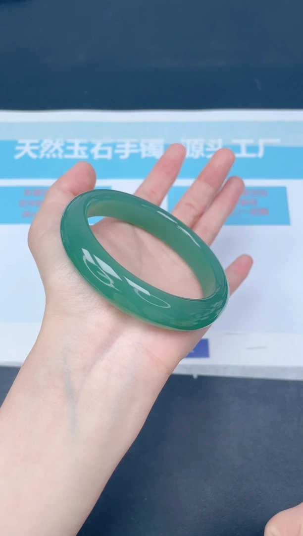 未镶嵌手镯石英质玉m134/6263