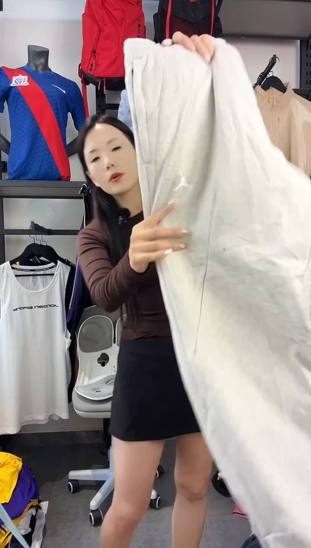 212编码 瑕疵款直播间过款为准 尺码