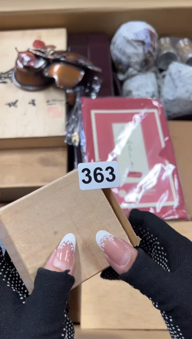 瓷片帅****7363中古商品谨慎参拍