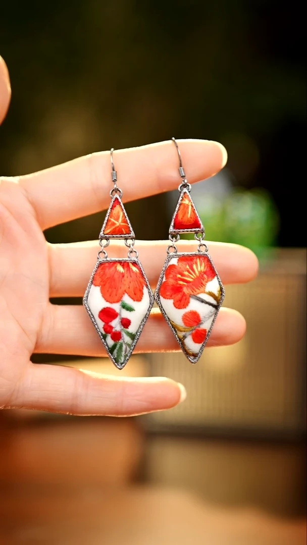 刺绣私人定制苗族手工A263