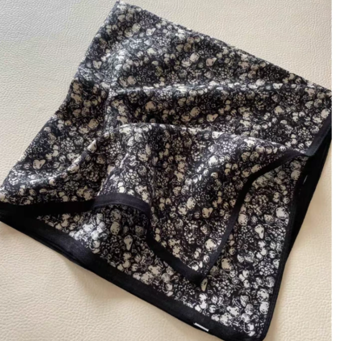 【浪漫碎花】70X70带磁吸扣H023气质百搭披肩围巾丝巾假领子护脖颈