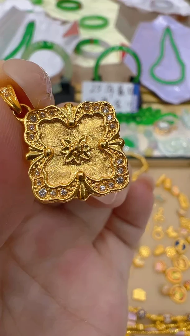 吊坠(不含链)18K金多样性团购发一件