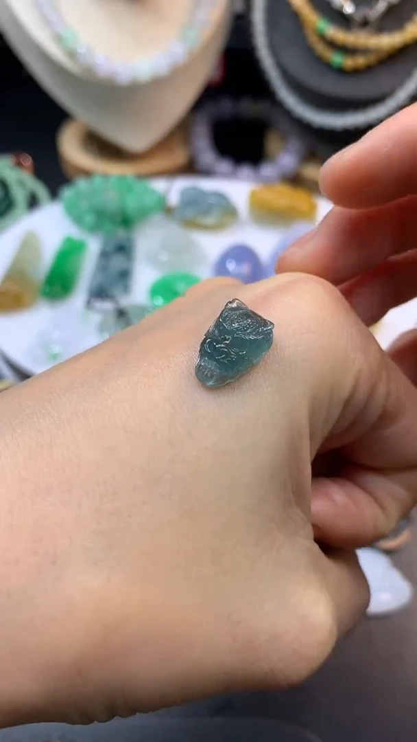 【闪购商品】定制翡翠未镶嵌翡翠