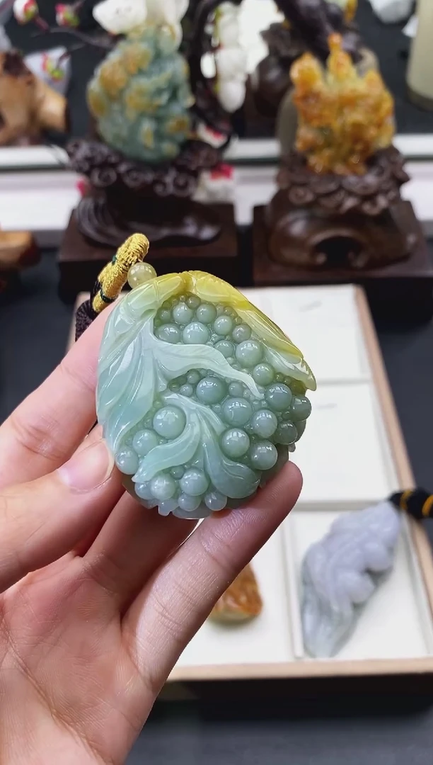 颈饰未镶嵌翡翠天然缅甸A货翡翠