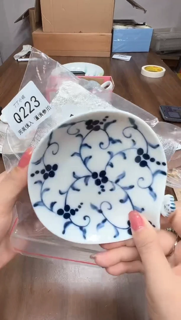 瓷片杜*妮Q223