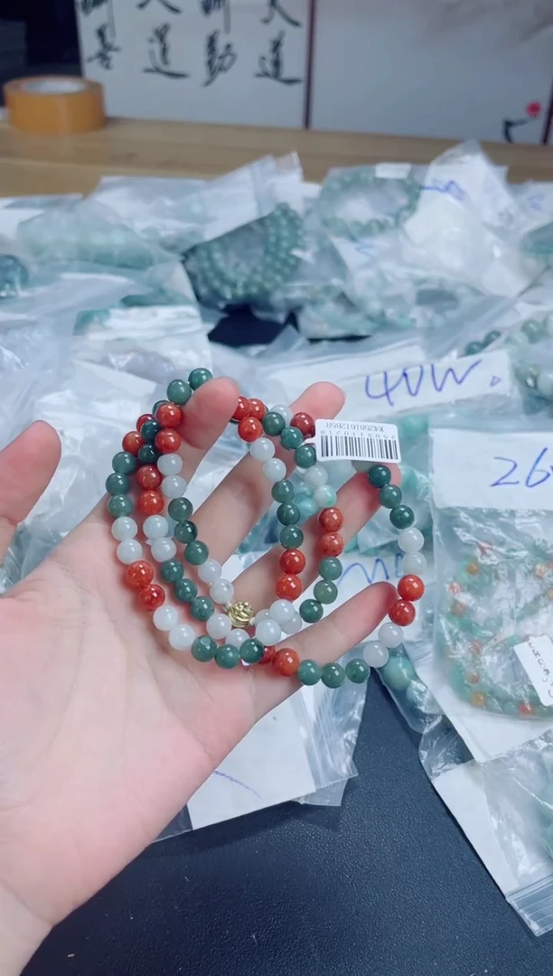 定制翡翠未镶嵌珠串