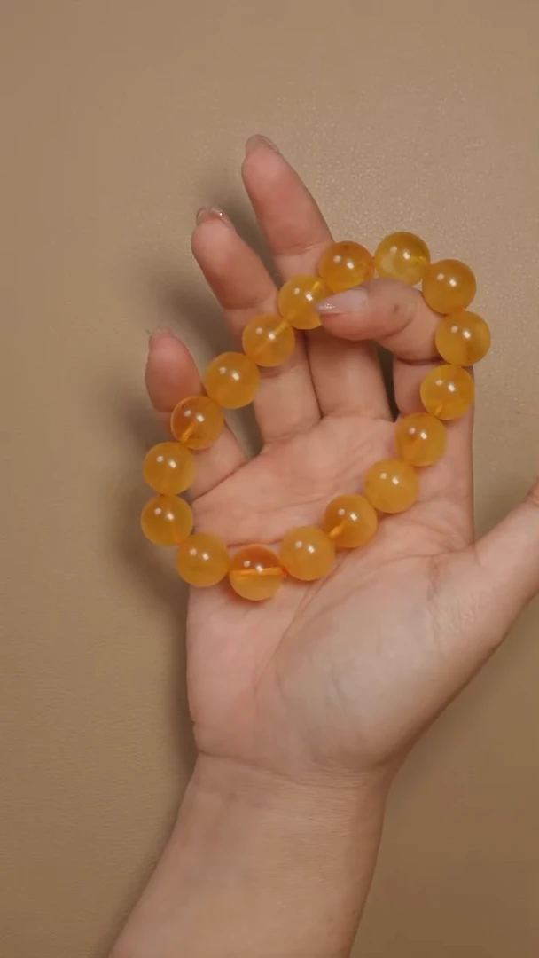 未镶嵌琥珀裸石690813-03