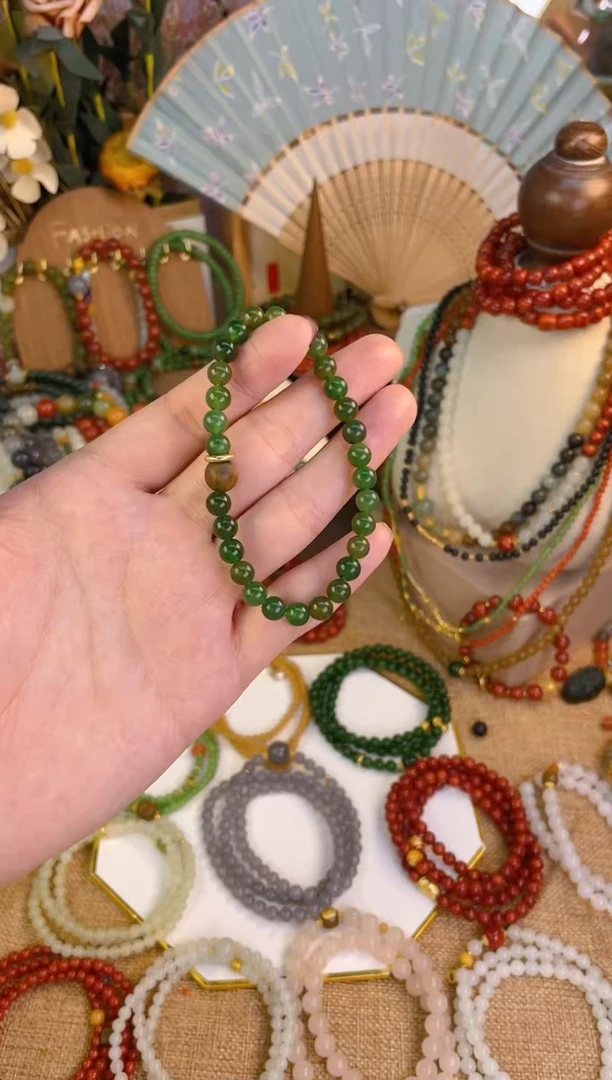 【闪购商品】和田玉手串18K金镶嵌碧玉