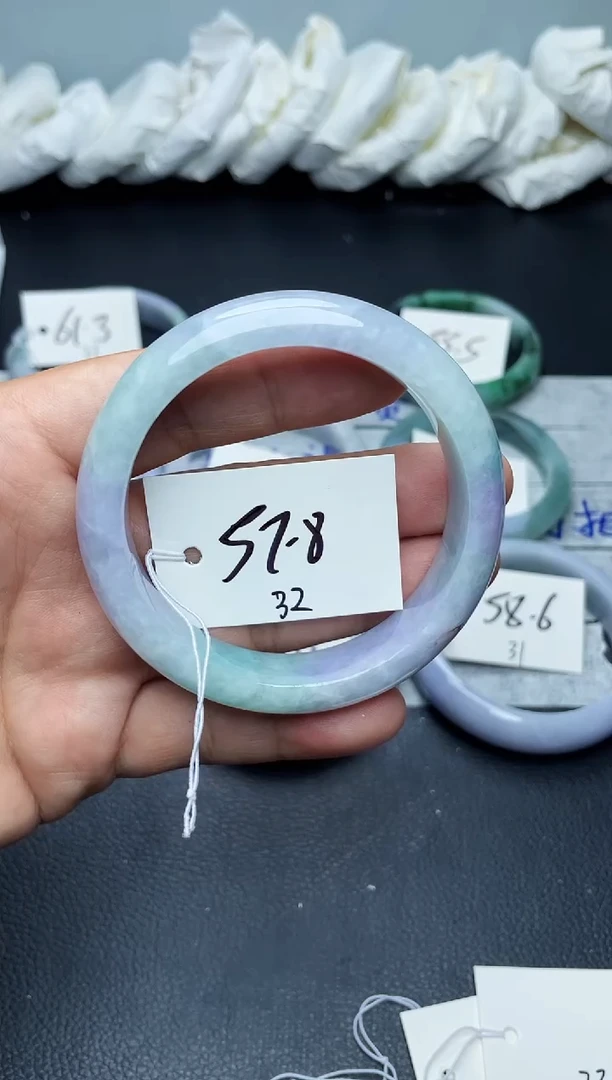 未镶嵌手镯翡翠32