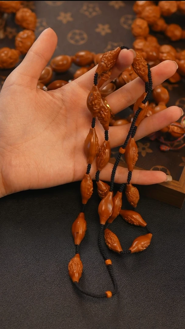 吊坠橄榄核十八罗汉脖挂1.2