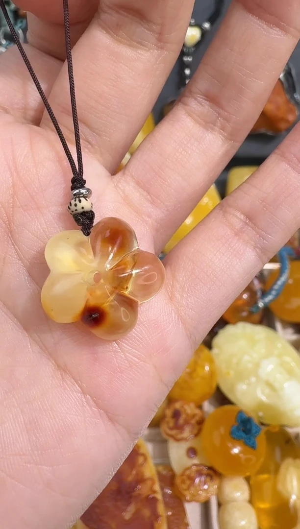 裸石琥珀未镶嵌琥珀