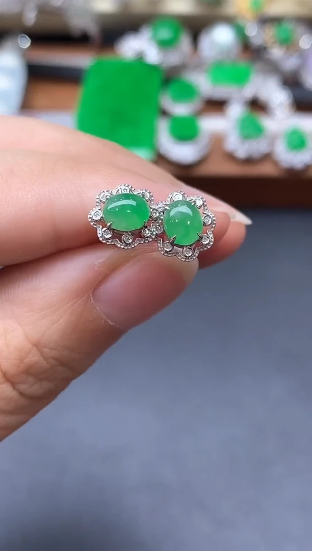 颈饰18K金镶嵌翡翠287中国好珍宝