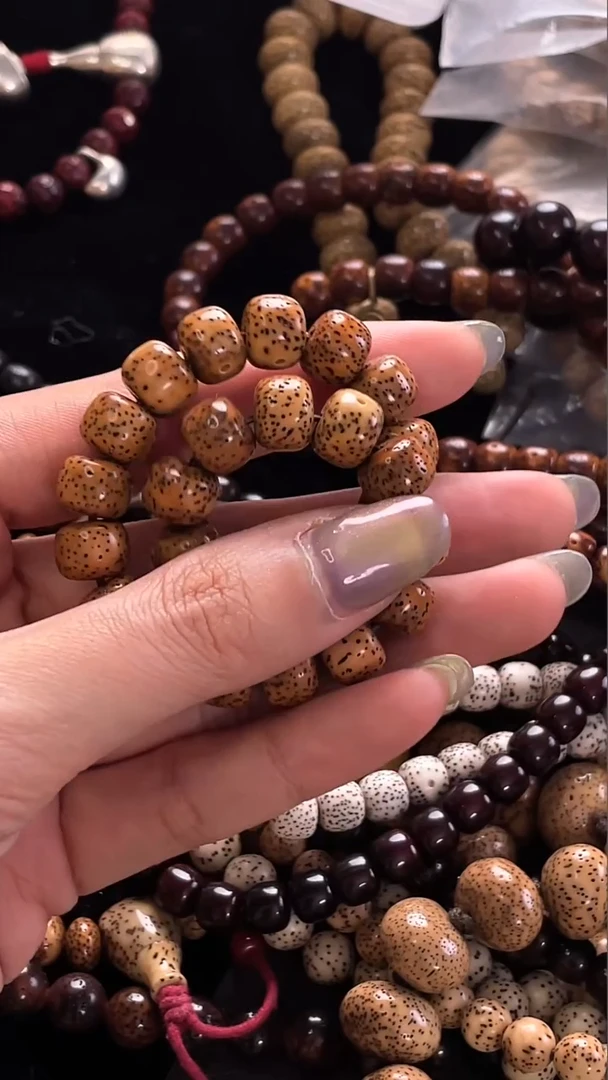 手串星月菩提精工级浅珀新桶10*8手串