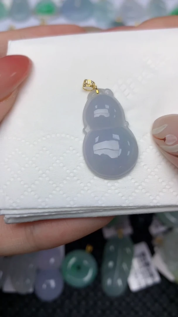 翡翠18K金镶嵌颈饰天然翡翠a货