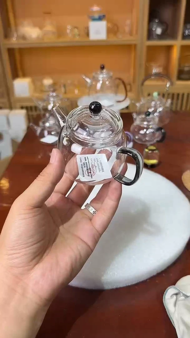 德钟灰色。。。。。.。。