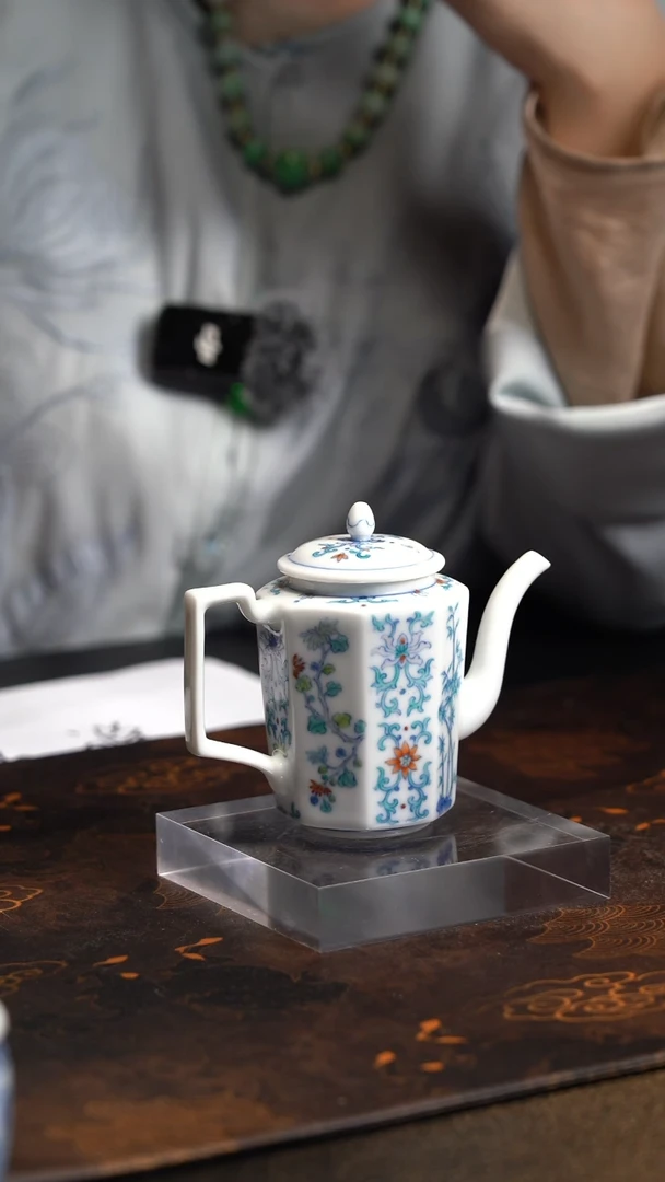 【闪购商品】J涂杏花窑斗彩四君子八方壶