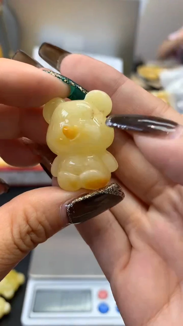 未镶嵌琥珀珠宝奇石716