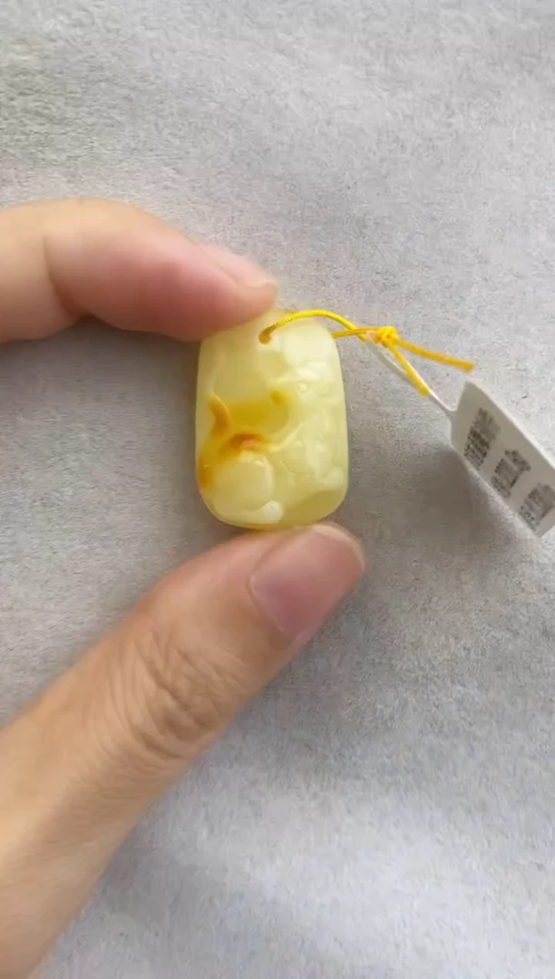 裸石琥珀未镶嵌10821125-手机坠